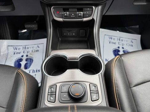 Used 2023 GMC Terrain AT4 image 11