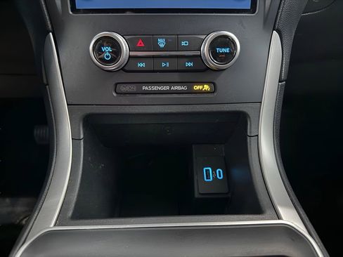Certified 2022 Ford Edge SE w/ Black Appearance Package AWD/4WD image 20
