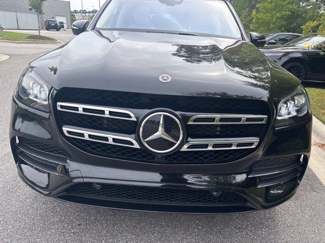 Used 2022 Mercedes-Benz GLS 450 4MATIC image 12
