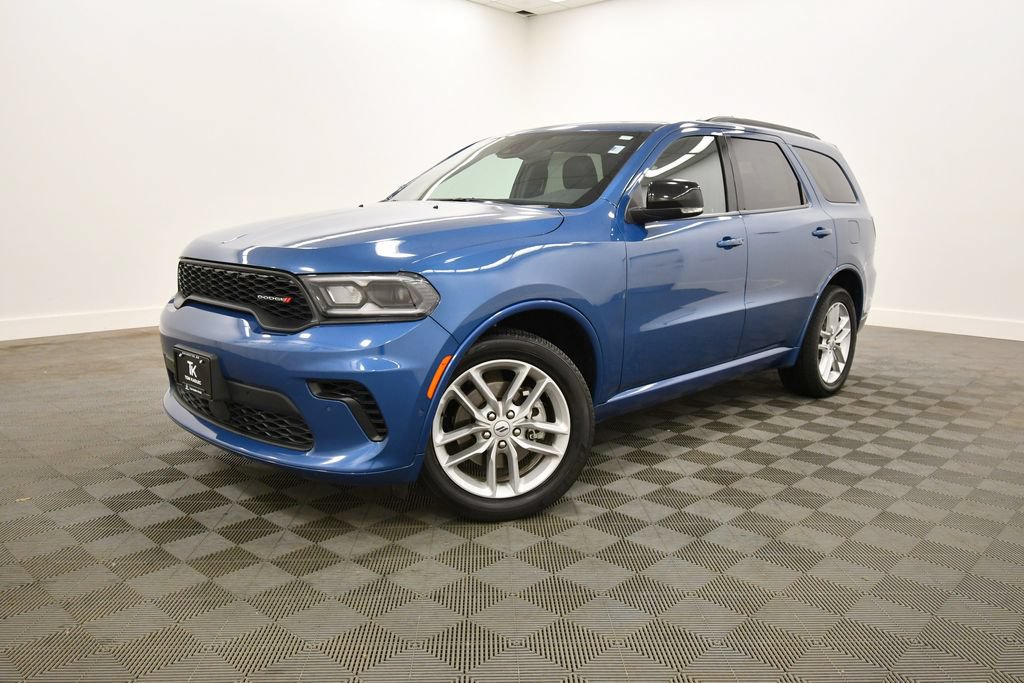 Used 2025 Dodge Durango GT AWD/4WD image 2
