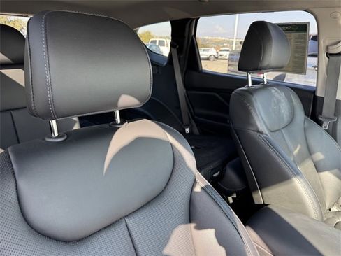Used 2023 Hyundai Santa Fe XRT image 6