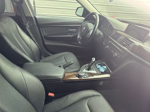 Used 2015 BMW 320i xDrive Sedan image 4