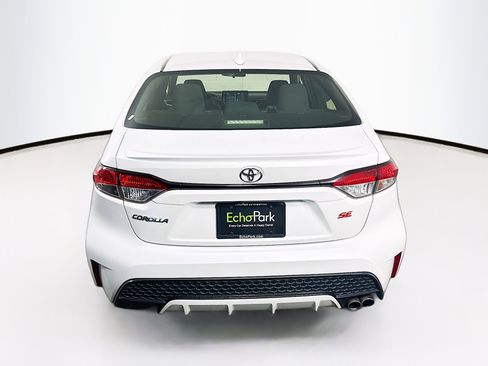 Used 2022 Toyota Corolla SE FWD image 7