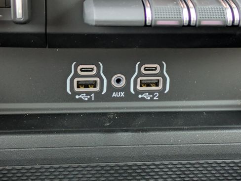 New 2026 RAM 1500 4x4 Crew Cab image 24