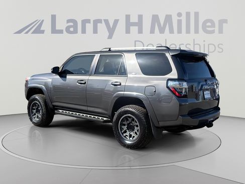 Used 2021 Toyota 4Runner SR5 Premium AWD/4WD image 4