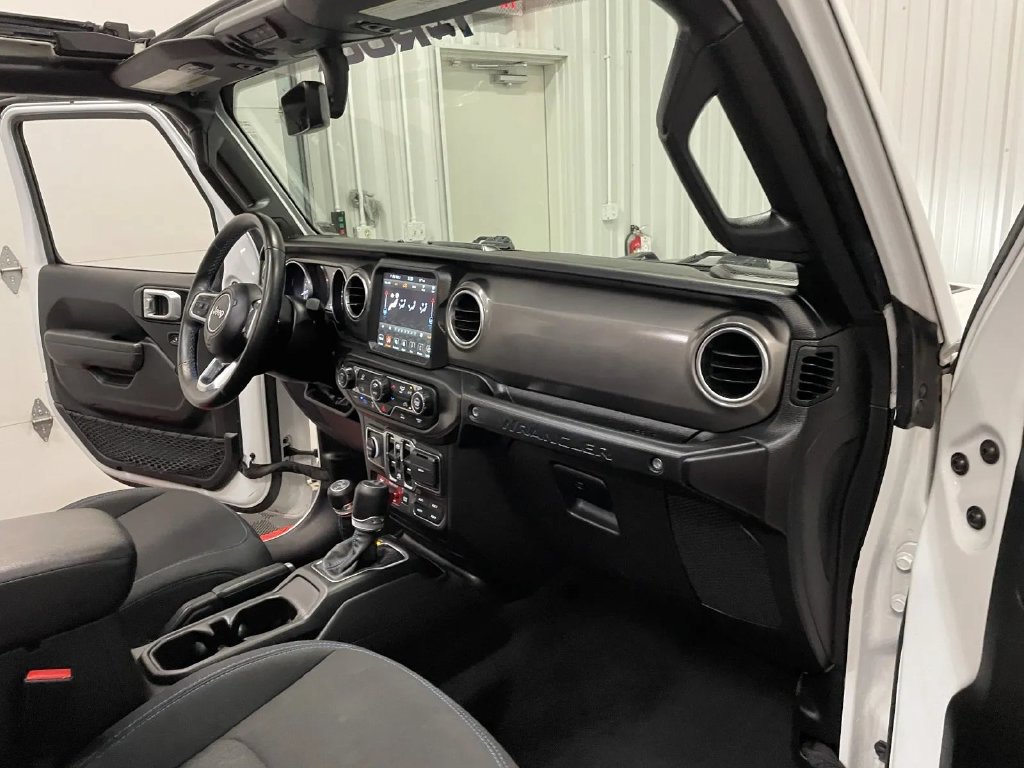 Used 2022 Jeep Wrangler Unlimited Rubicon 4xe AWD/4WD image 47