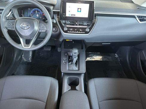 Certified 2026 Toyota Corolla Cross LE image 17