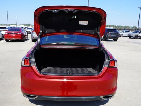 Used 2019 Lexus ES 350 Ultra Luxury image 35