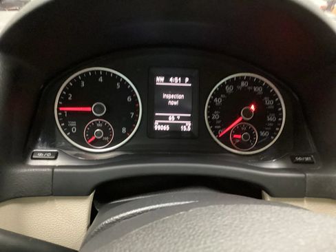 Used 2016 Volkswagen Tiguan SE AWD/4WD image 13