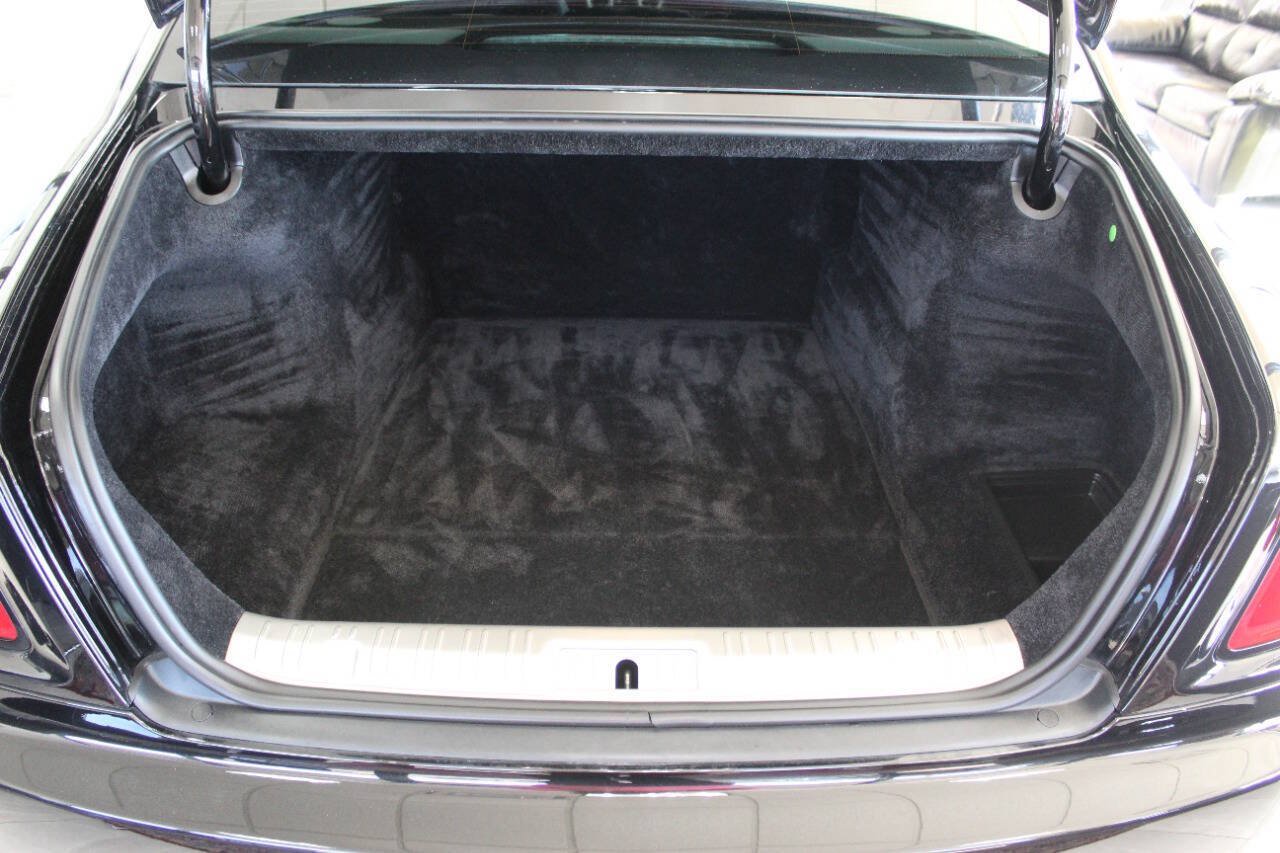 Used 2019 Rolls-Royce Ghost RWD image 27