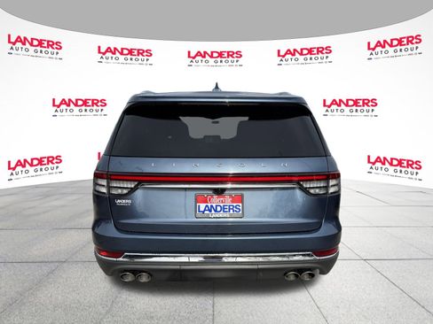 Used 2020 Lincoln Aviator Reserve w/ Equipment Group 202A image 4