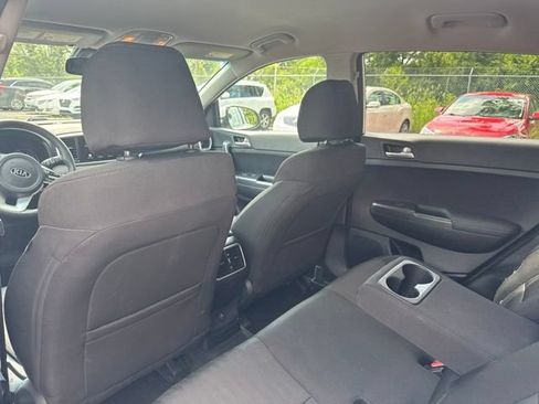 Used 2022 Kia Sportage LX AWD/4WD image 10