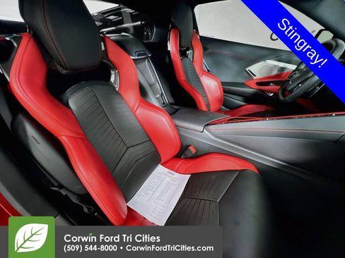 Used 2021 Chevrolet Corvette Stingray Preferred Cpe w/ Z51 Performance Package RWD image 18