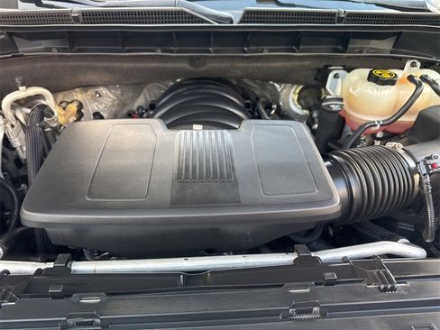 Used 2021 GMC Yukon AT4 w/ Technology Package image 43