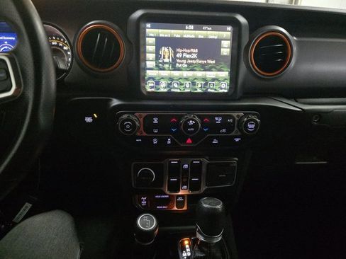 Used 2023 Jeep Gladiator Mojave w/ Trailer Tow Package image 6