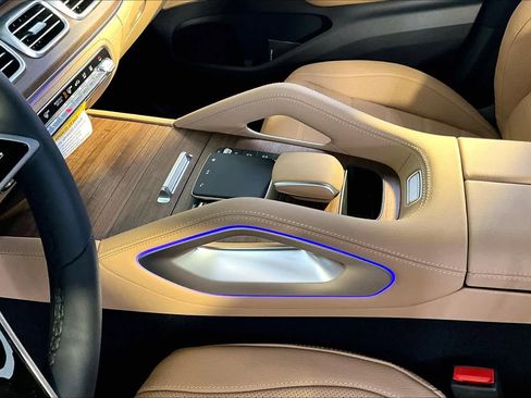 New 2026 Mercedes-Benz GLE 450e 4MATIC image 10