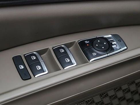 New 2026 Kia Carnival EX image 19