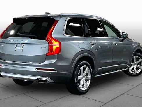 Used 2020 Volvo XC90 T6 Momentum w/ Protection Package Premier AWD/4WD image 13