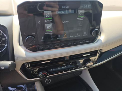 Used 2022 Nissan Rogue SL w/ SL Premium Package FWD image 28