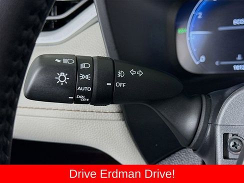 Used 2024 Toyota RAV4 Limited FWD image 15
