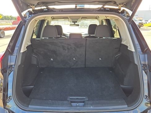 Used 2025 Nissan Rogue SV FWD image 6