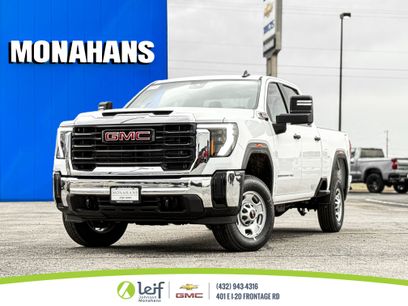 New 2025 GMC Sierra 2500 Pro w/ Convenience Package