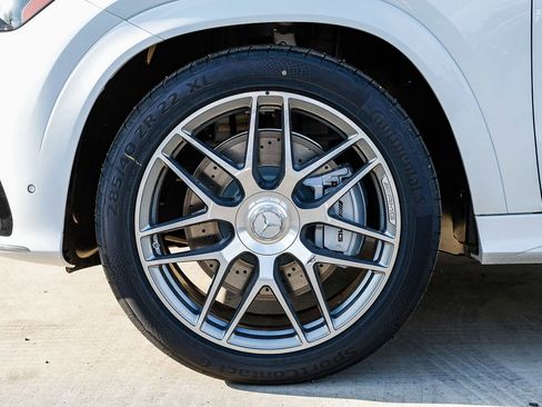 New 2026 Mercedes-Benz GLE 53 AMG 4MATIC image 9