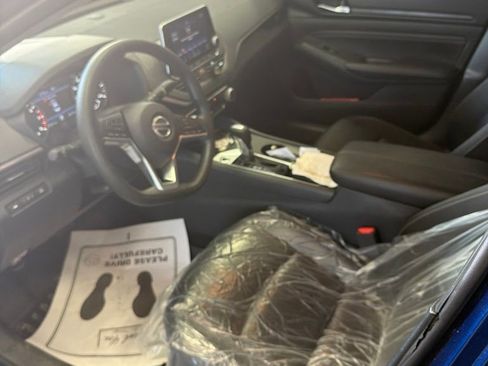 Used 2020 Nissan Altima 2.5 S FWD image 2