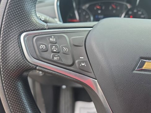 Used 2023 Chevrolet Equinox LT w/ LPO, Floor Liner Package image 18