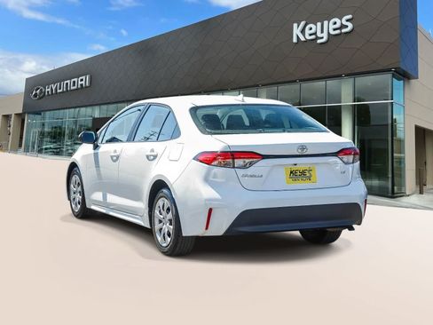 Used 2023 Toyota Corolla LE FWD image 7