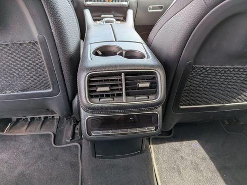 Used 2020 Mercedes-Benz GLS 450 4MATIC image 18