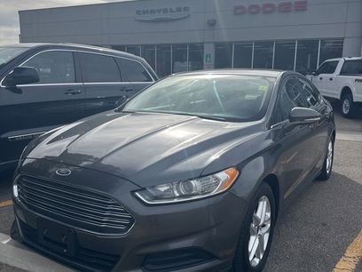 Used 2016 Ford Fusion SE