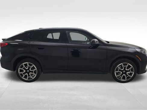 New 2026 BMW X2 xDrive28i w/ Convenience Package image 10