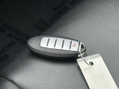 Used 2018 INFINITI Q50 Luxe w/ Essential Package (3.0T Luxe) image 39