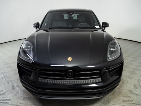 New 2026 Porsche Macan AWD/4WD image 36