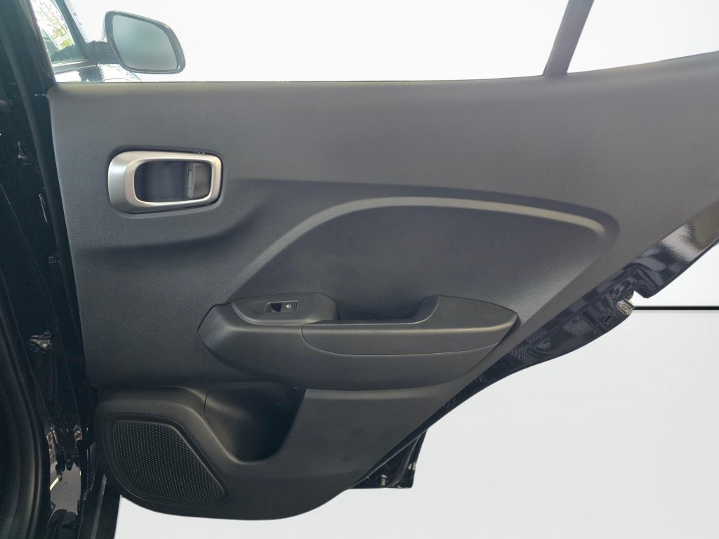 New 2026 Hyundai Venue SEL FWD image 38