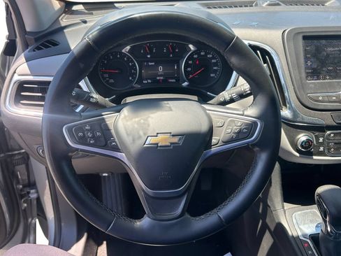 Used 2023 Chevrolet Equinox LT w/ Driver Convenience Package FWD image 17