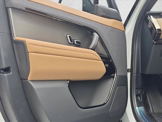 New 2027 Land Rover Range Rover Sport SE AWD/4WD image 9