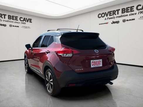 Used 2019 Nissan Kicks SR w/ Exterior Package image 7