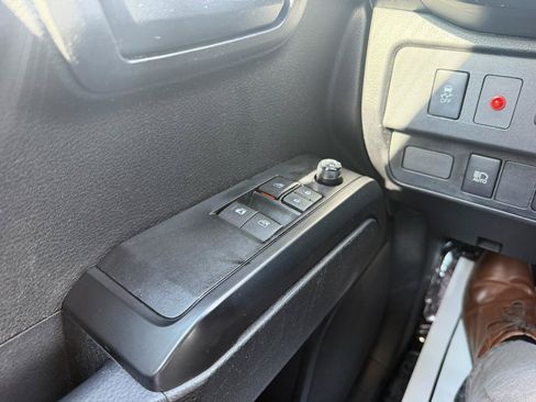 Used 2023 Toyota Tacoma SR w/ SR Convenience Package RWD image 19