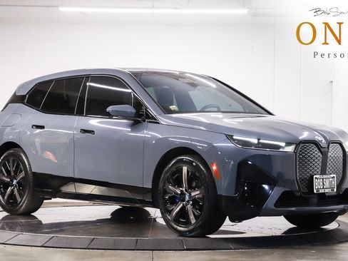 Used 2024 BMW iX xDrive50 w/ Premium Package AWD/4WD image 1
