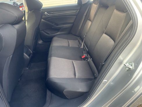 Used 2018 Honda Accord LX image 31