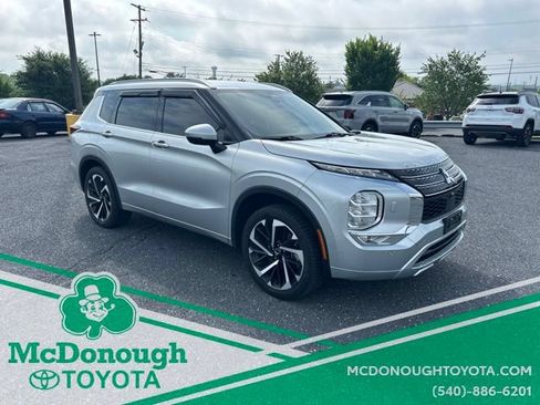 Used 2023 Mitsubishi Outlander SEL AWD/4WD image 9