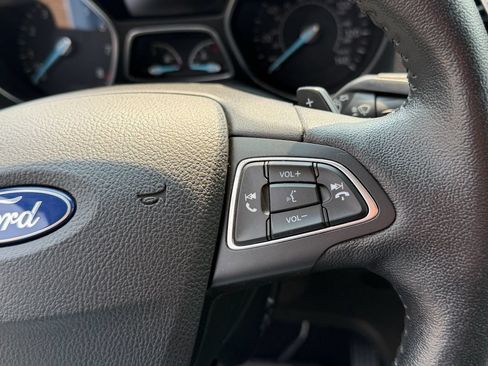 Used 2017 Ford Escape Titanium AWD/4WD image 20