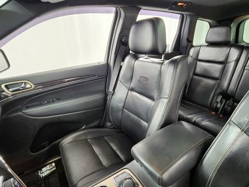 Used 2015 Jeep Grand Cherokee Overland AWD/4WD image 13