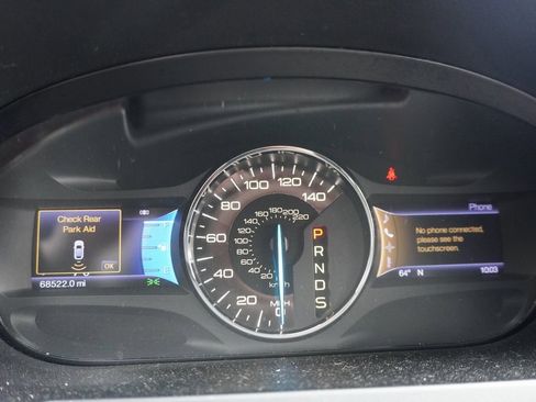 Used 2013 Ford Edge Limited w/ Driver Entry Pkg image 10