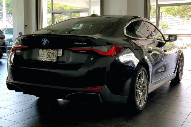 Used 2023 BMW i4 eDrive40 RWD image 6