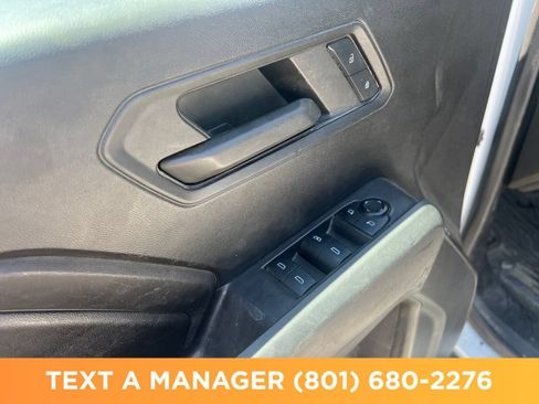 Used 2024 Chevrolet Colorado Trail Boss w/ Technology Package AWD/4WD image 15