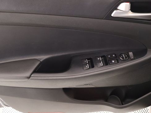 Used 2019 Hyundai Tucson Ultimate w/ Cargo Package image 16