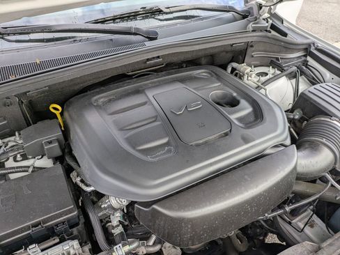 Used 2020 Jeep Grand Cherokee Laredo image 12